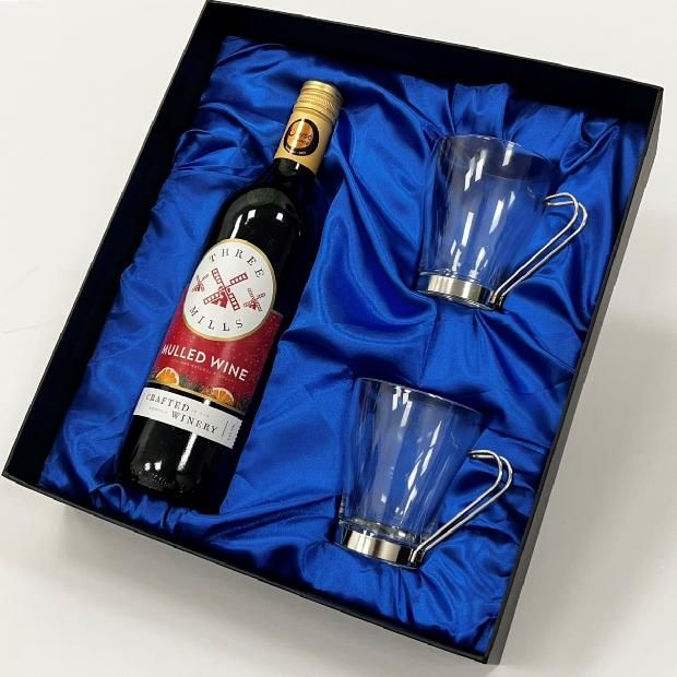 Glass Mug Pair Gift Set with 75cl Bottle of Mulled Wine