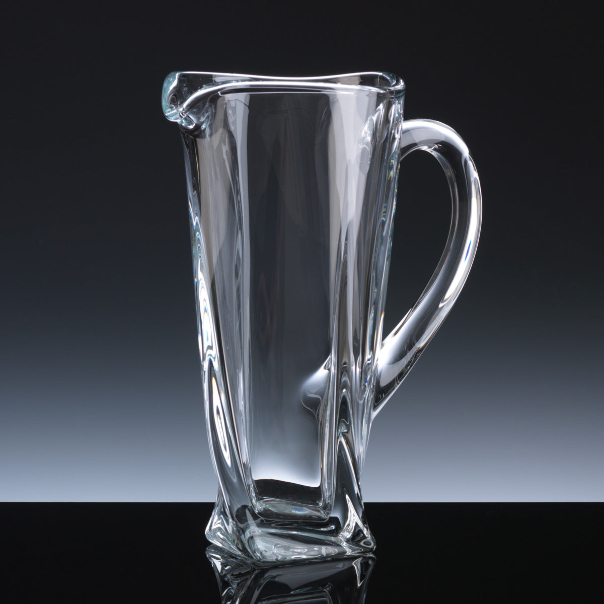 Quadro 0.8l Crystal Jug, Blue Box (available with engraving)