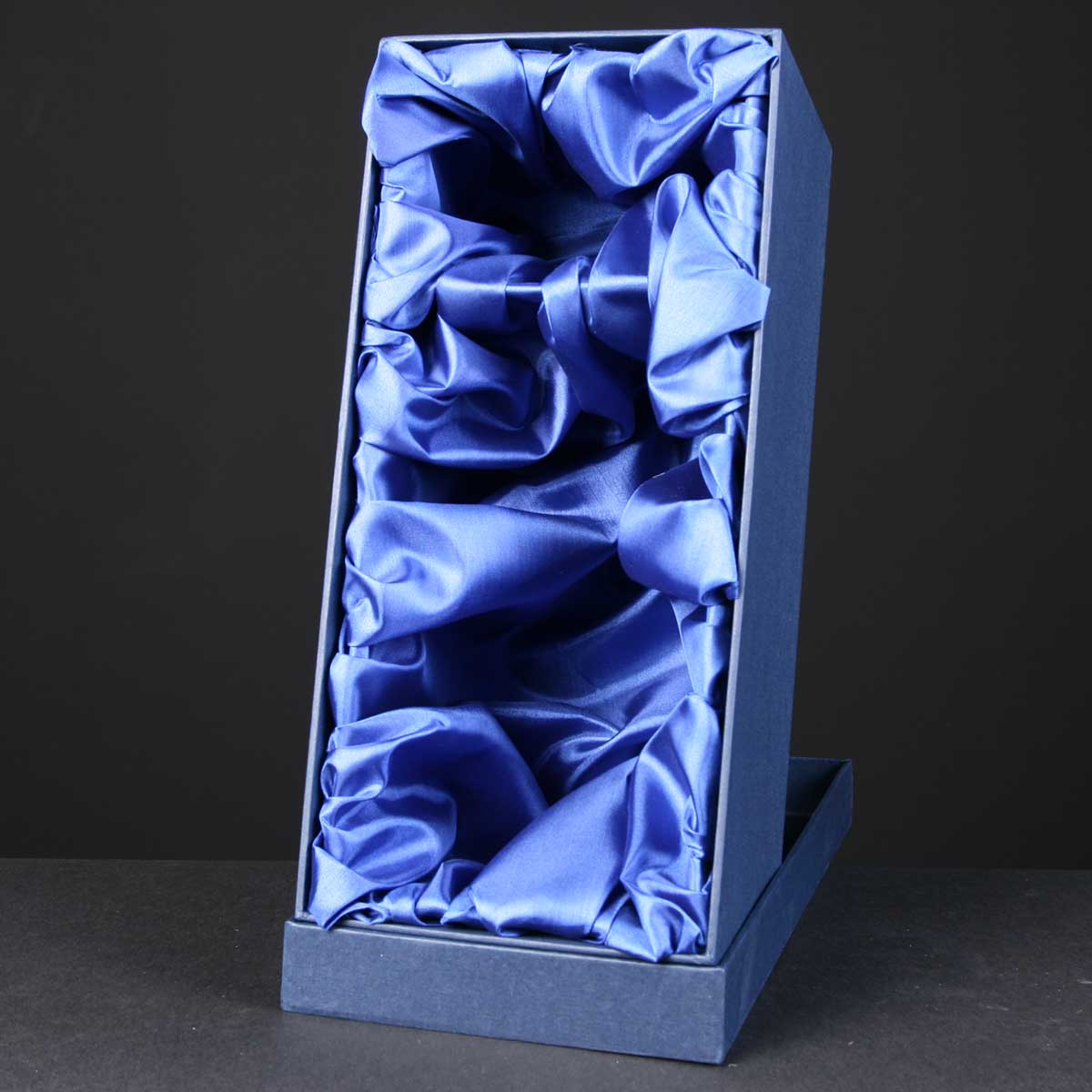 Masonic Square & Compass 24% Lead Crystal Whisky Decanter - Engraved - Satin Gift Box included.