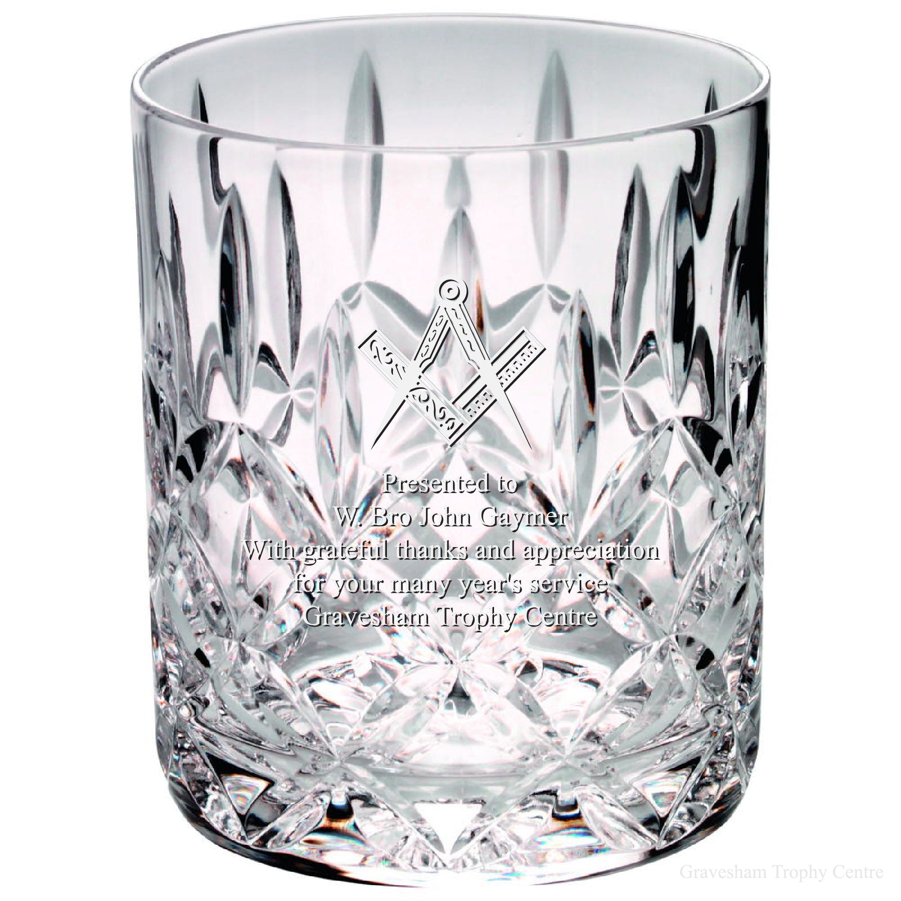 Freemasons Engraved 24% Lead Cut Crystal Whisky Glass With Masonic Design. Satin Gift Box Included.