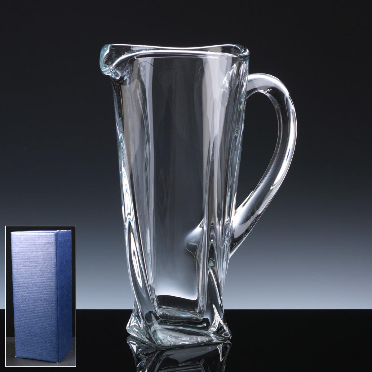 Quadro 0.8l Crystal Jug, Blue Box (available with engraving)