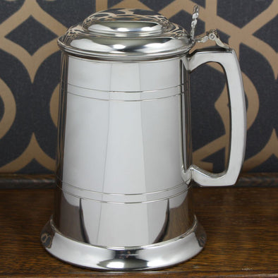 1pt English Pewter Tankard - 2 Line Pattern With Lid